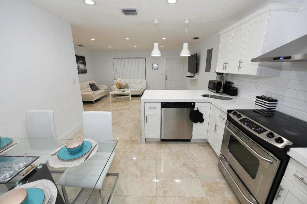 Apartmán N61 Hollywood Exteriér fotografie
