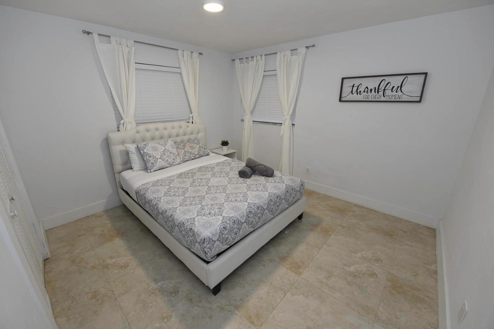Apartmán N61 Hollywood Exteriér fotografie