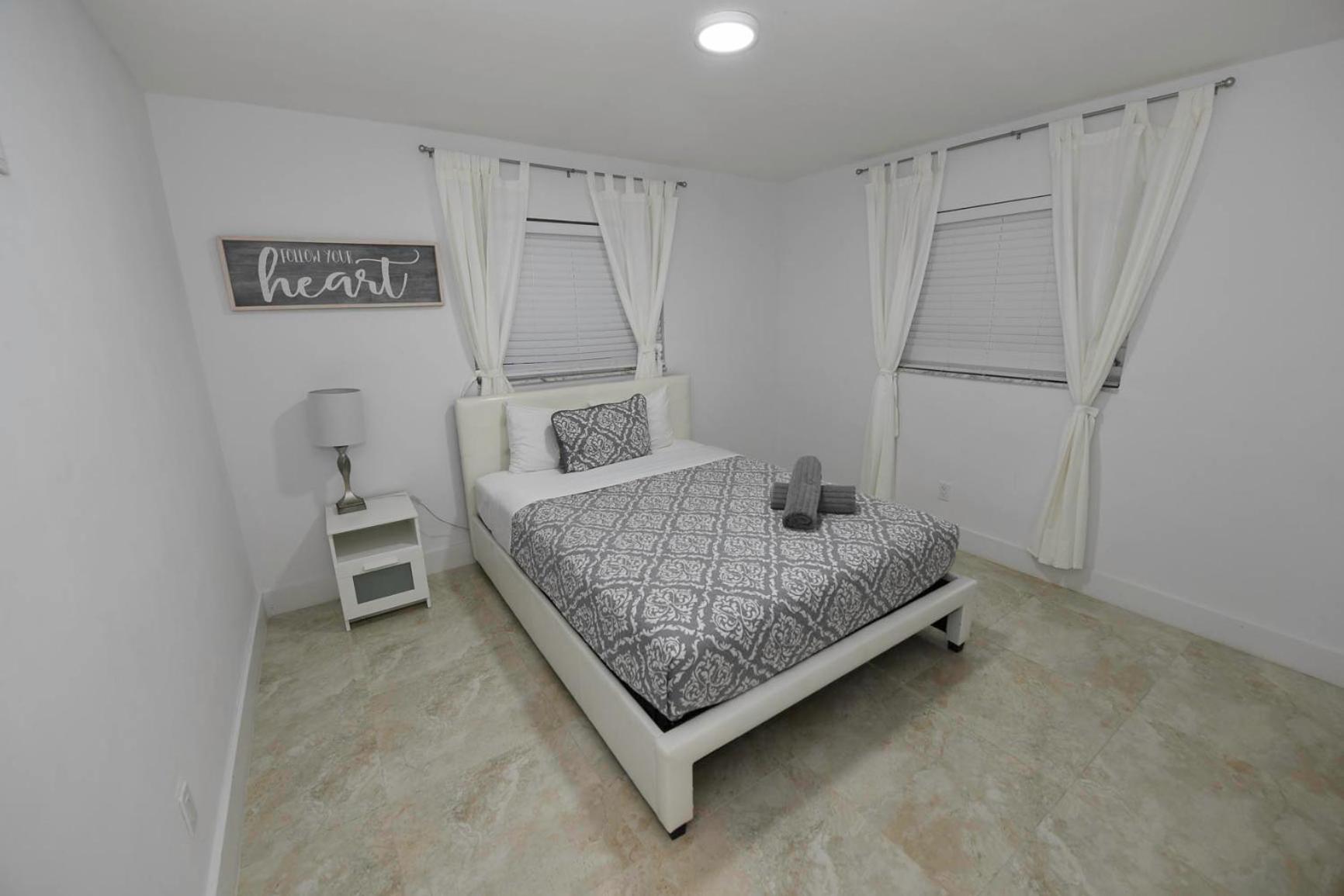 Apartmán N61 Hollywood Exteriér fotografie